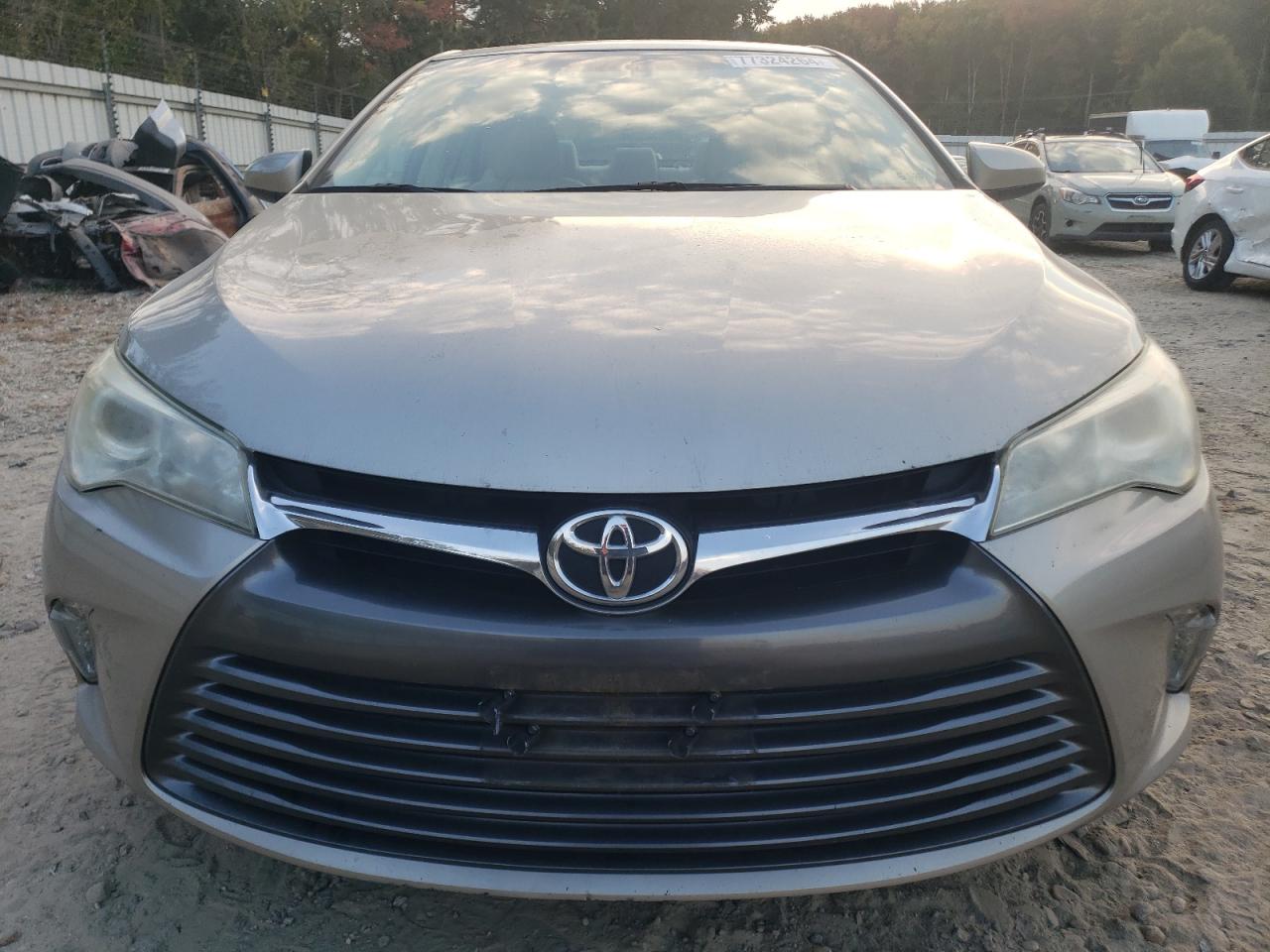 2016 Toyota Camry - Image 5