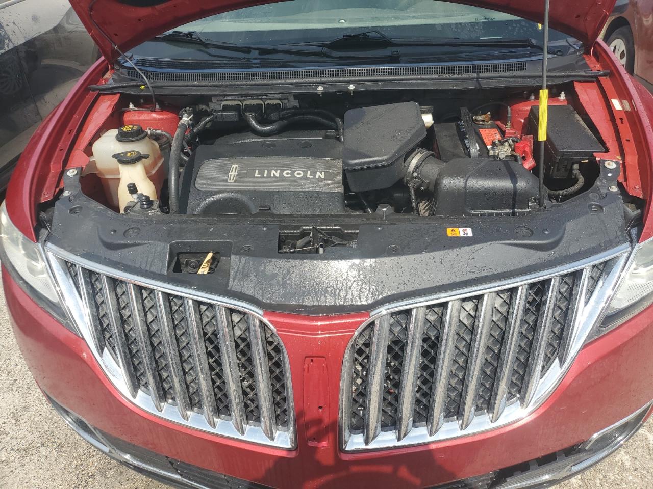 2012 Lincoln MKX - Image 12