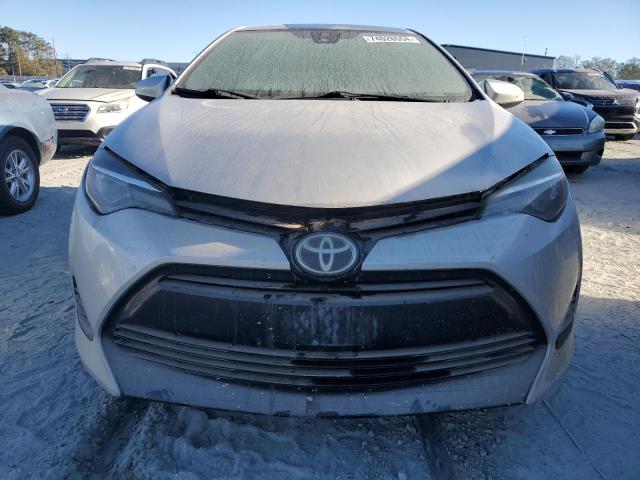  TOYOTA COROLLA 2017 Серебристый