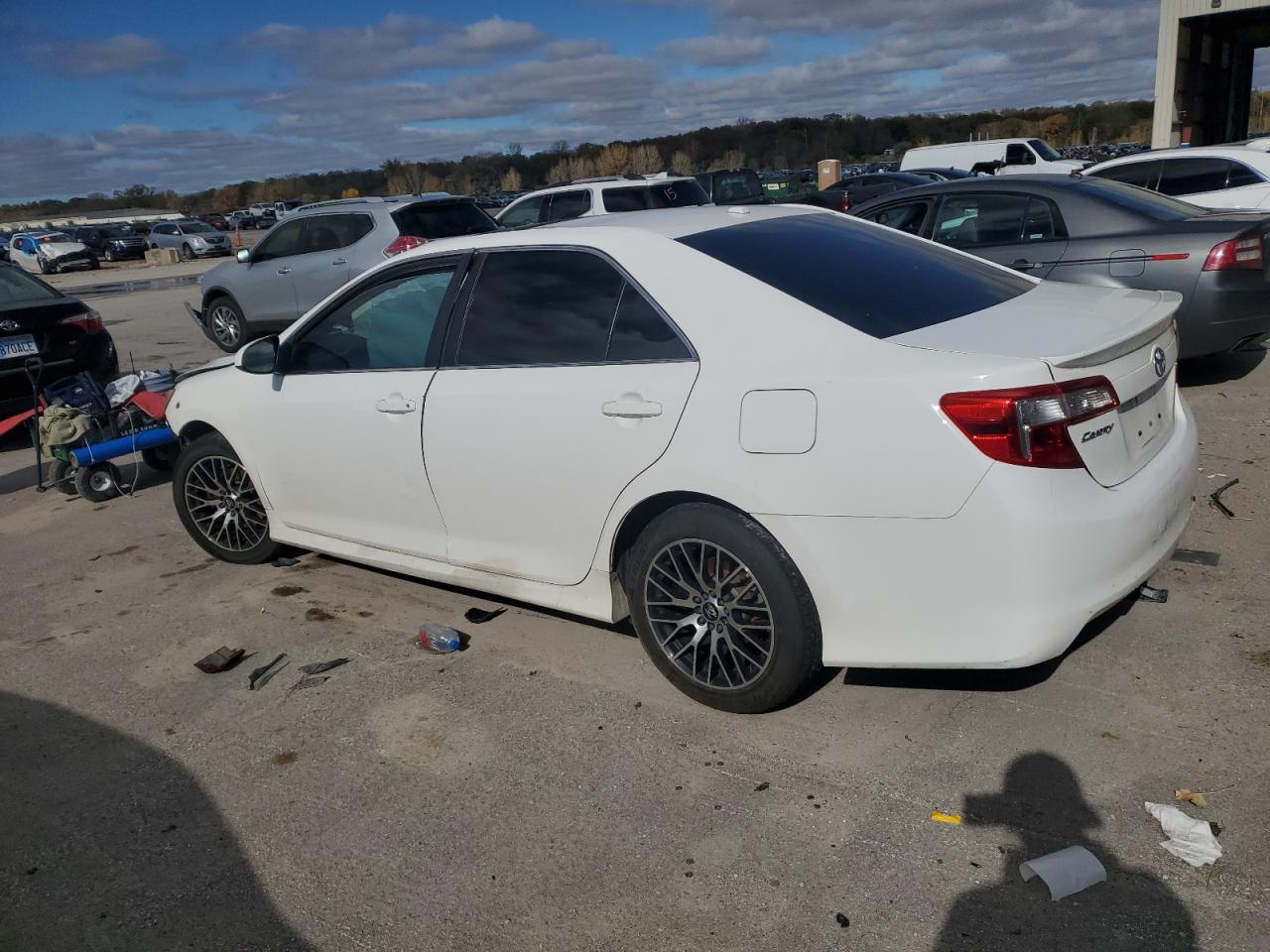 2014 Toyota Camry - Image 2