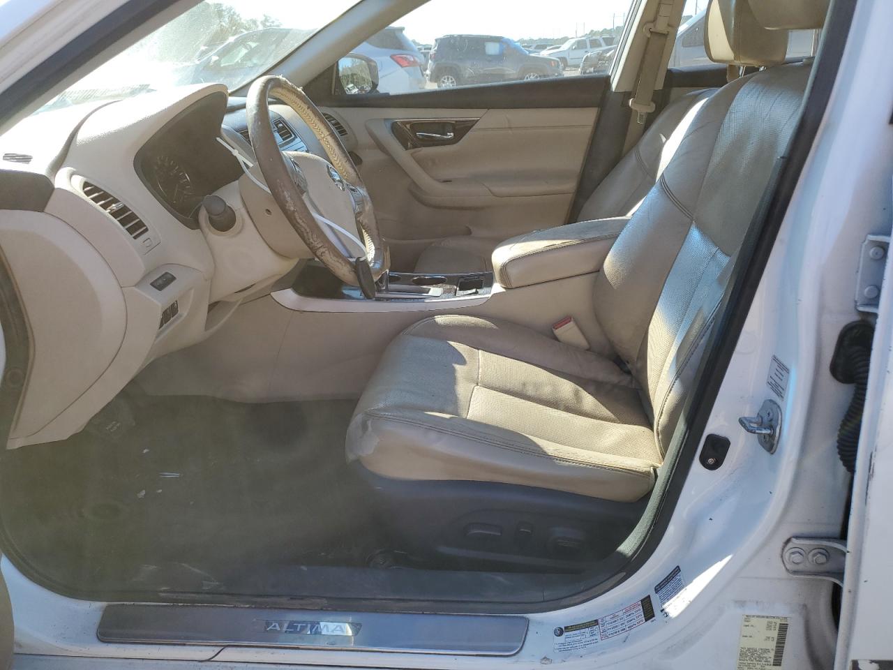 2015 Nissan Altima - Image 7