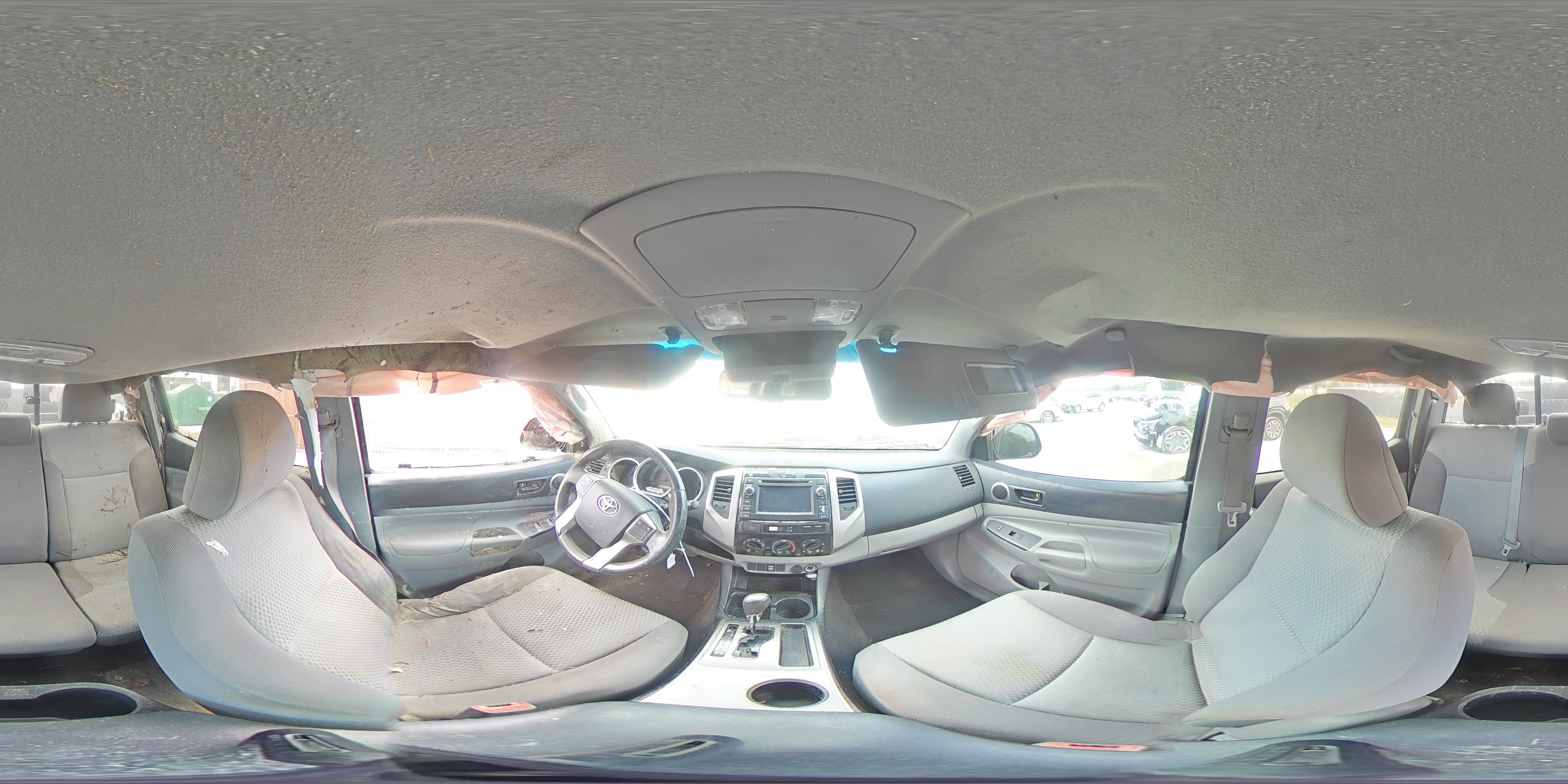 2013 Toyota Tacoma - Image 13