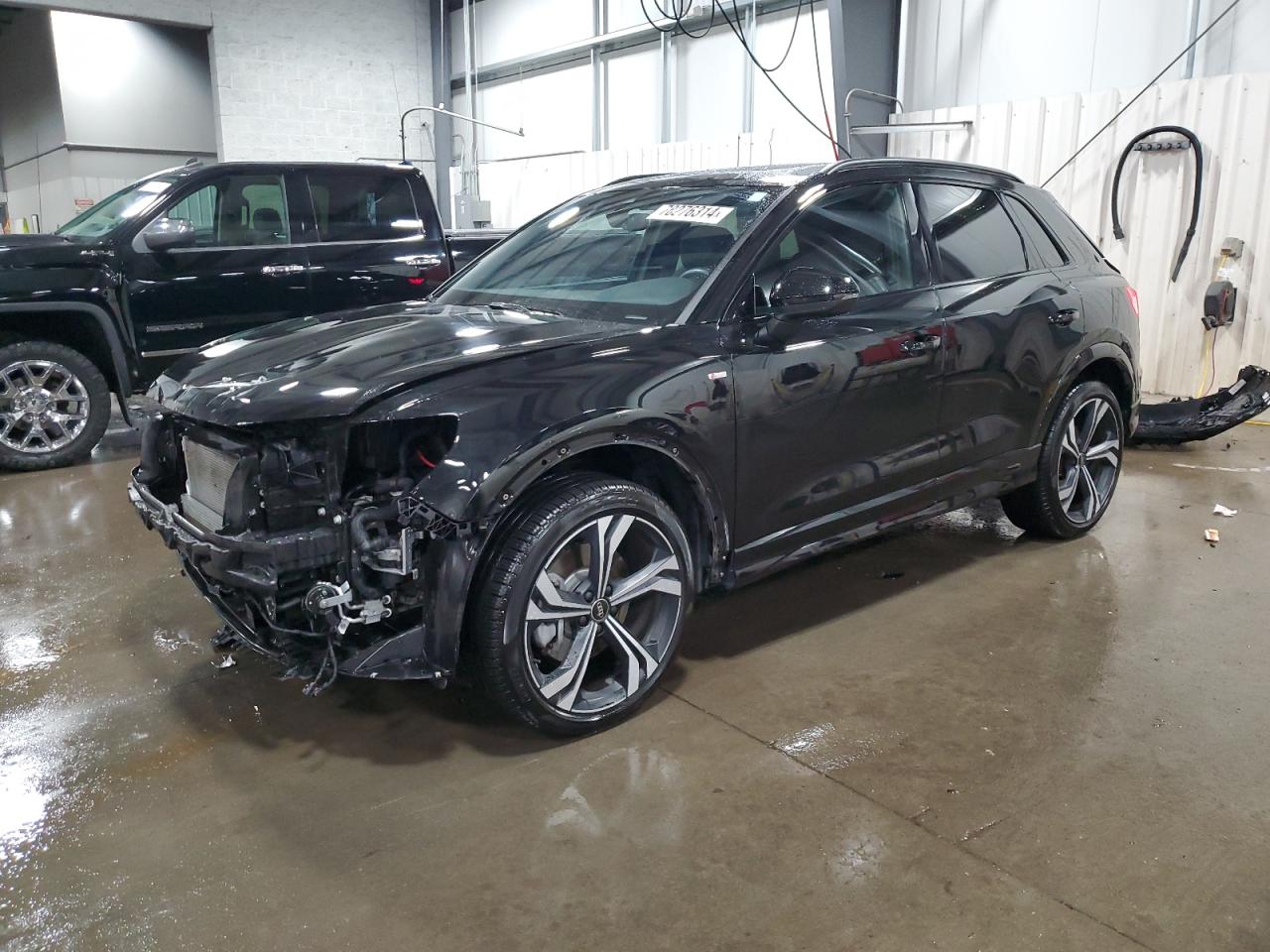 2023 Audi Q3 - Image 1