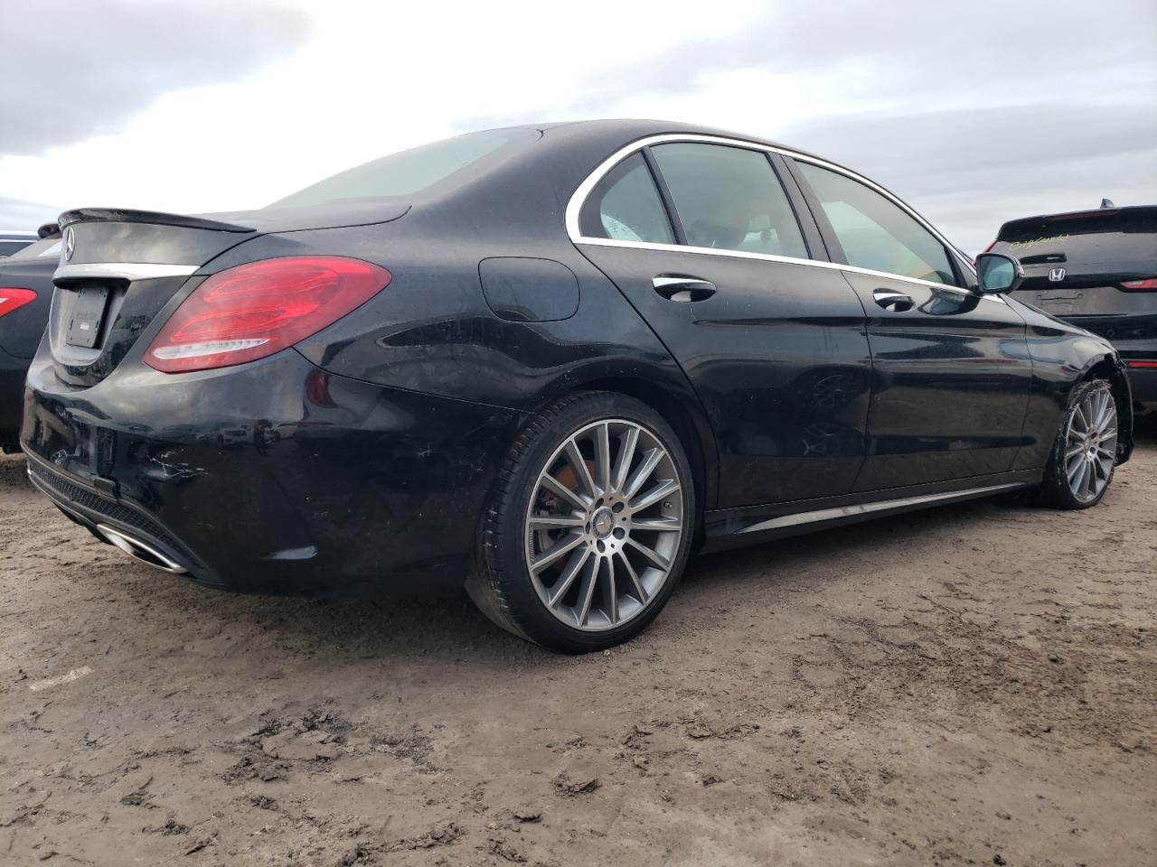 VIN WDDWF4JB8HR232438 2017 MERCEDES-BENZ C-CLASS no.3