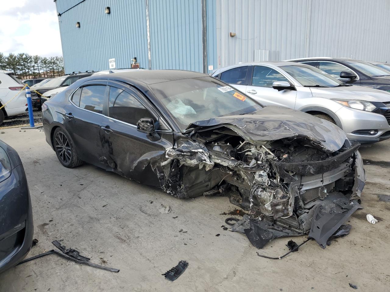 2021 Toyota Camry - Image 4