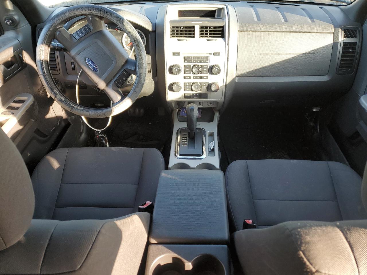 2011 Ford Escape - Image 8