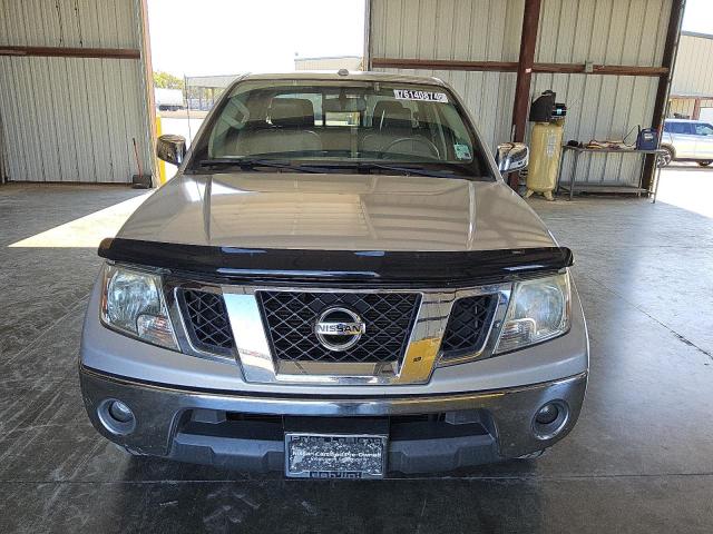  NISSAN FRONTIER 2017 Silver