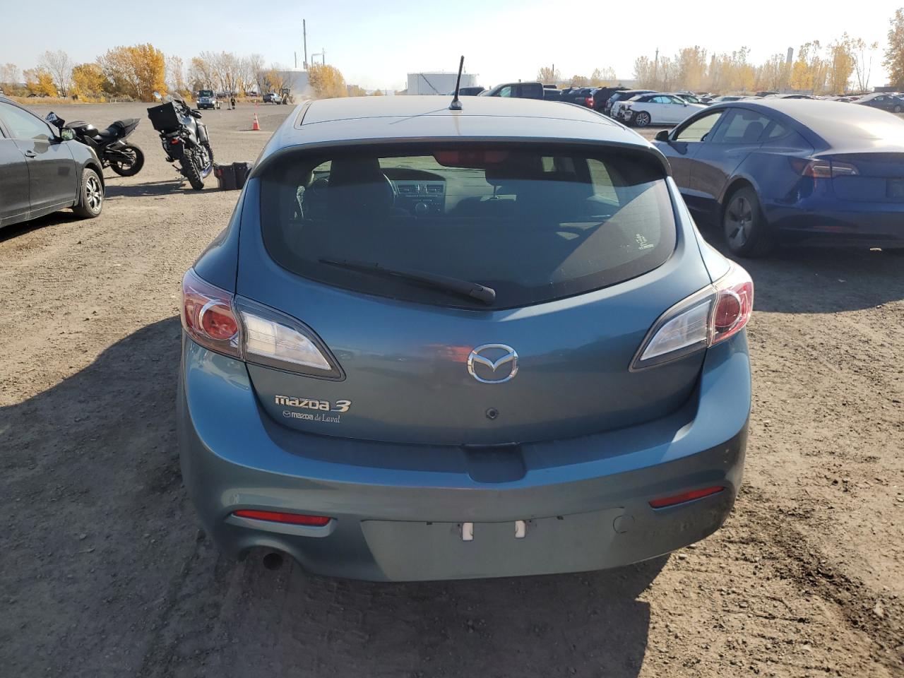 2011 Mazda 3 - Image 6