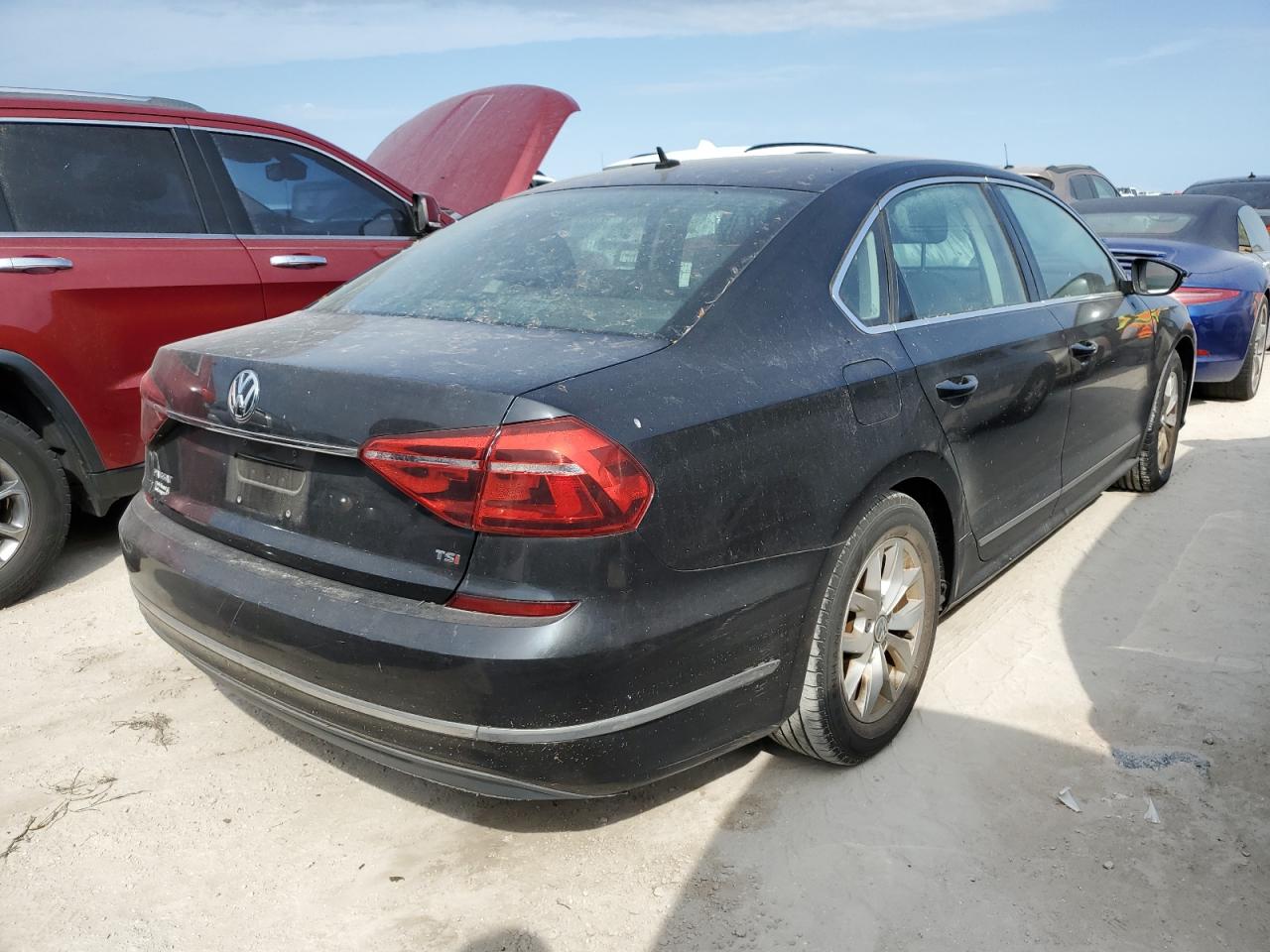 2017 Volkswagen Passat - Image 3