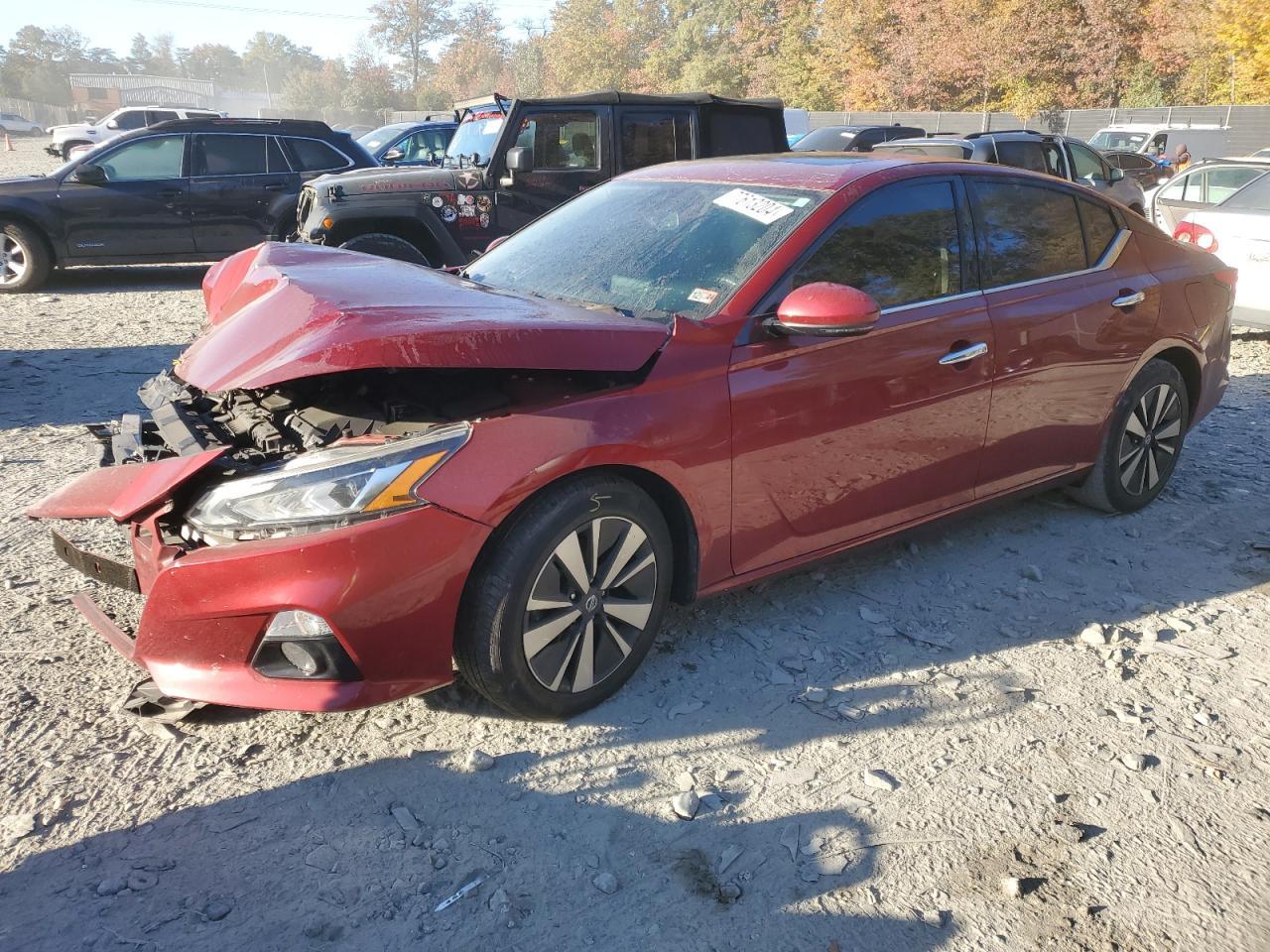 2020 Nissan Altima - Image 1