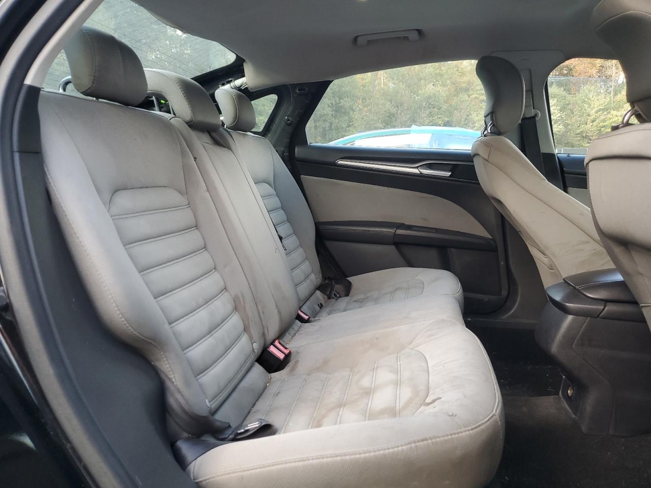 2015 Ford Fusion - Image 10