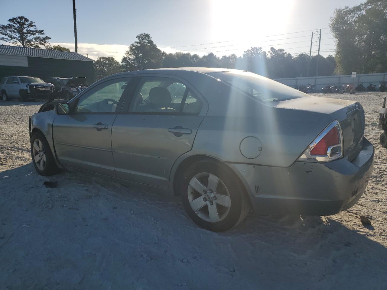 2006 Ford Fusion - Image 2