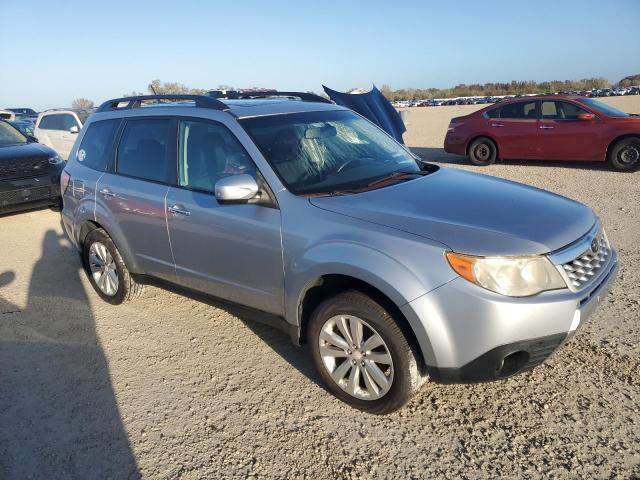 Паркетники SUBARU FORESTER 2012 Сріблястий