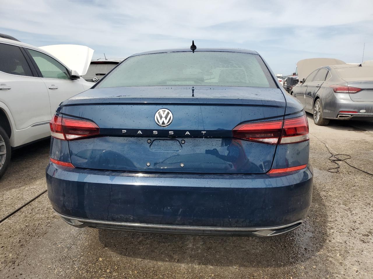 2020 Volkswagen Passat Se VIN: 1VWSA7A33LC018256 Lot: 76480194