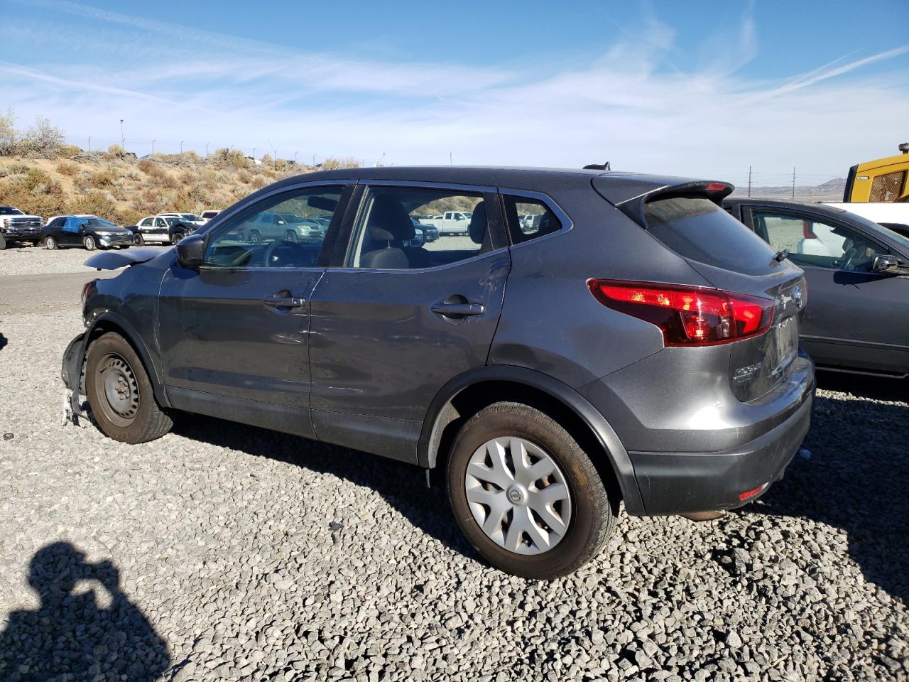 2019 Nissan Rogue - Image 2