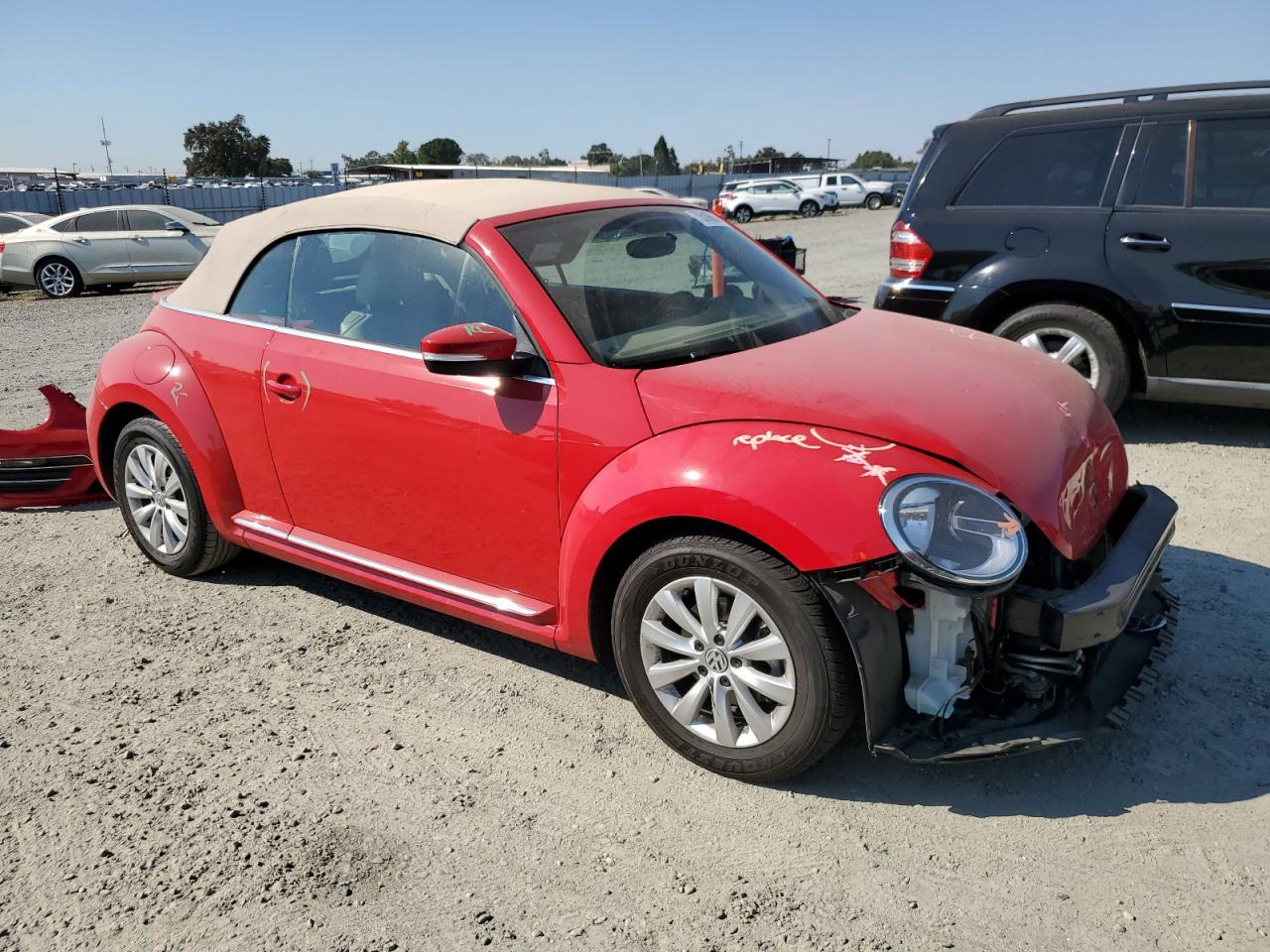 3VW5DAATXKM509132 2019 Volkswagen Beetle S