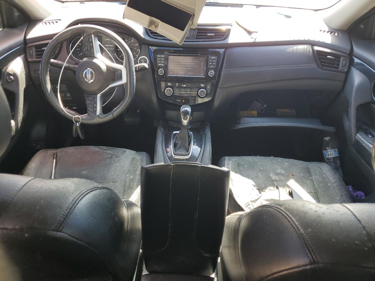 2017 Nissan Rogue - Image 8