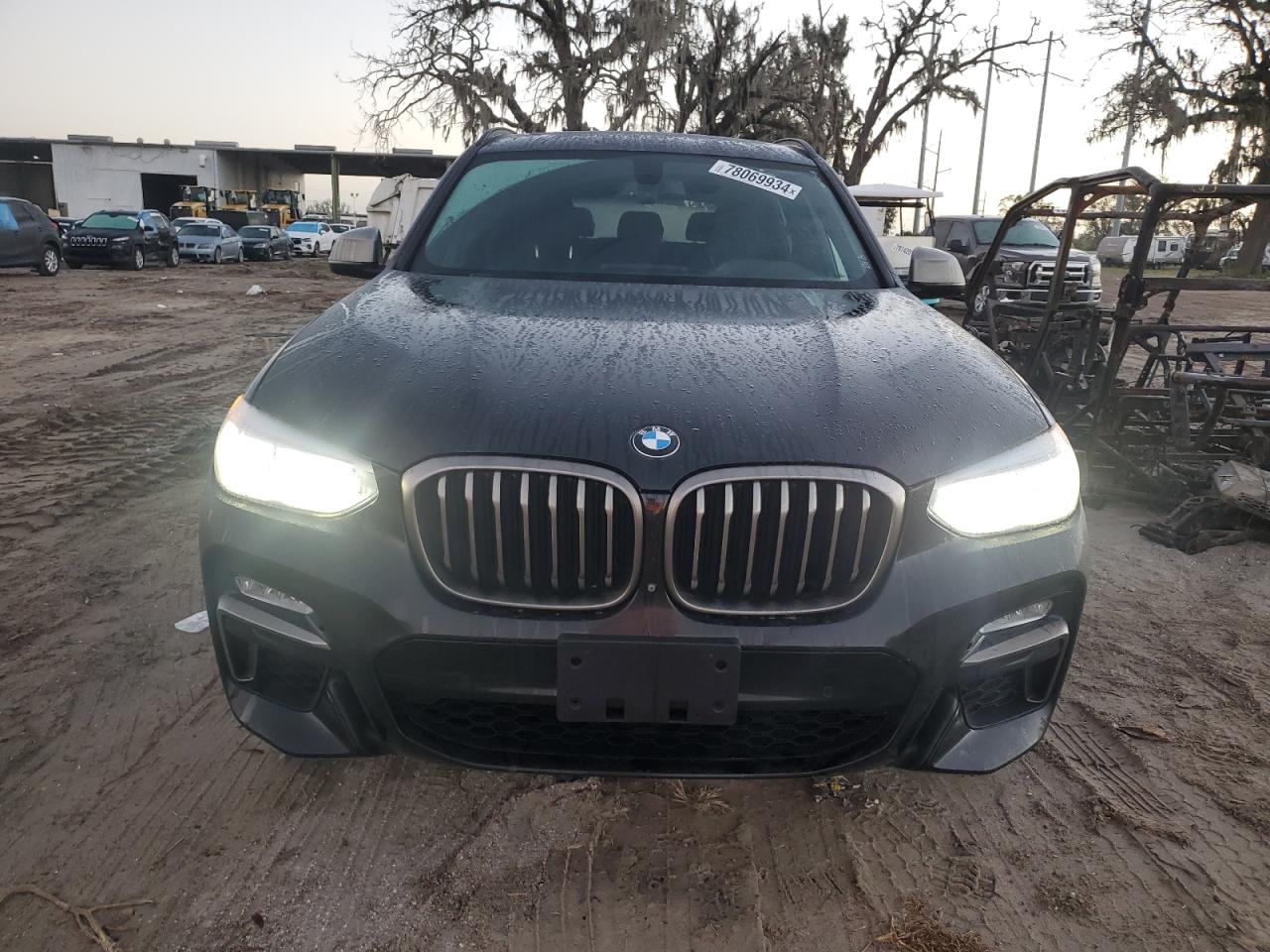 VIN 5UXTS3C51J0Z01183 2018 BMW X3 no.5