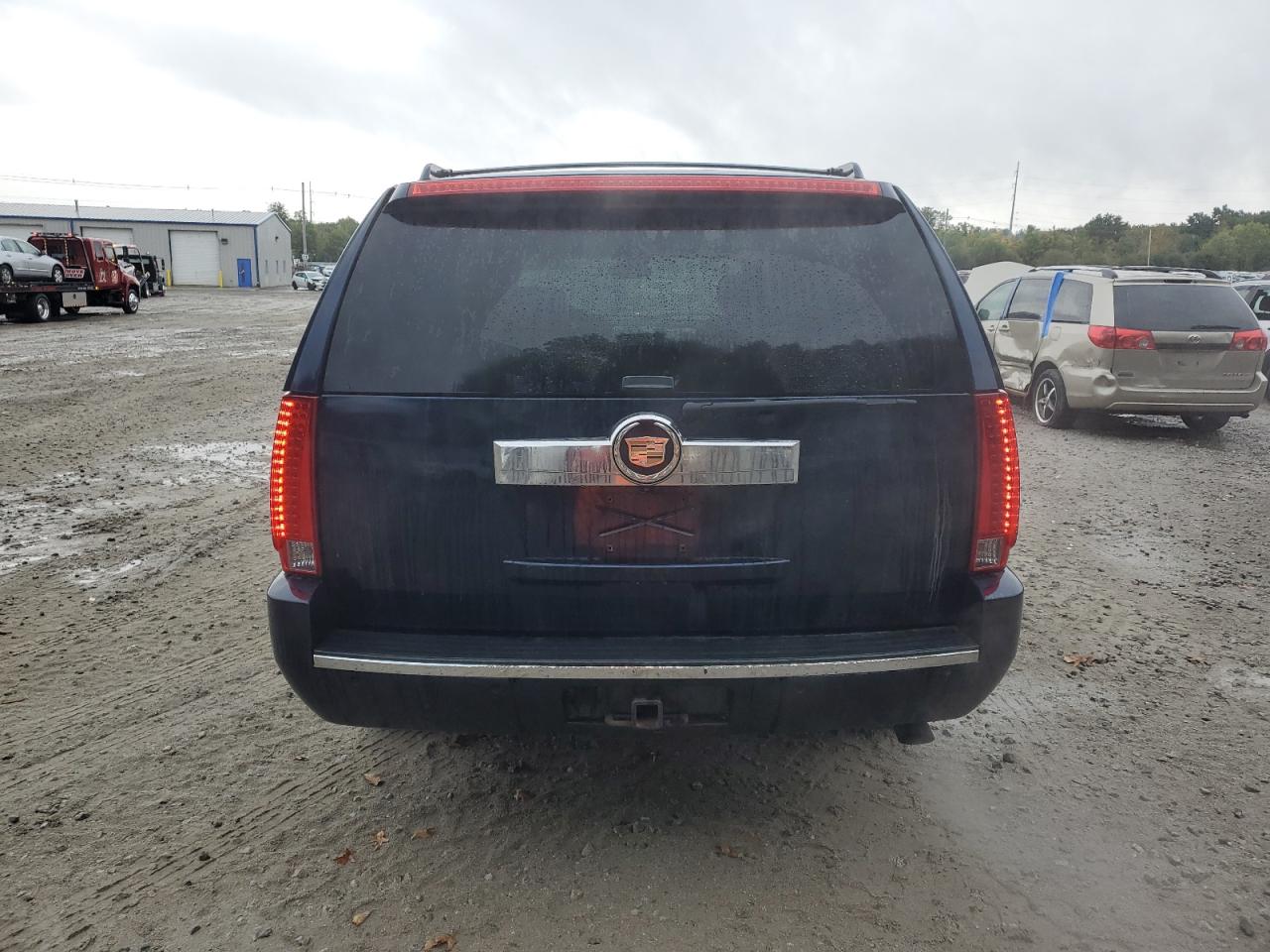 2008 Cadillac Escalade Esv VIN: 1GYFK66838R176157 Lot: 74621654