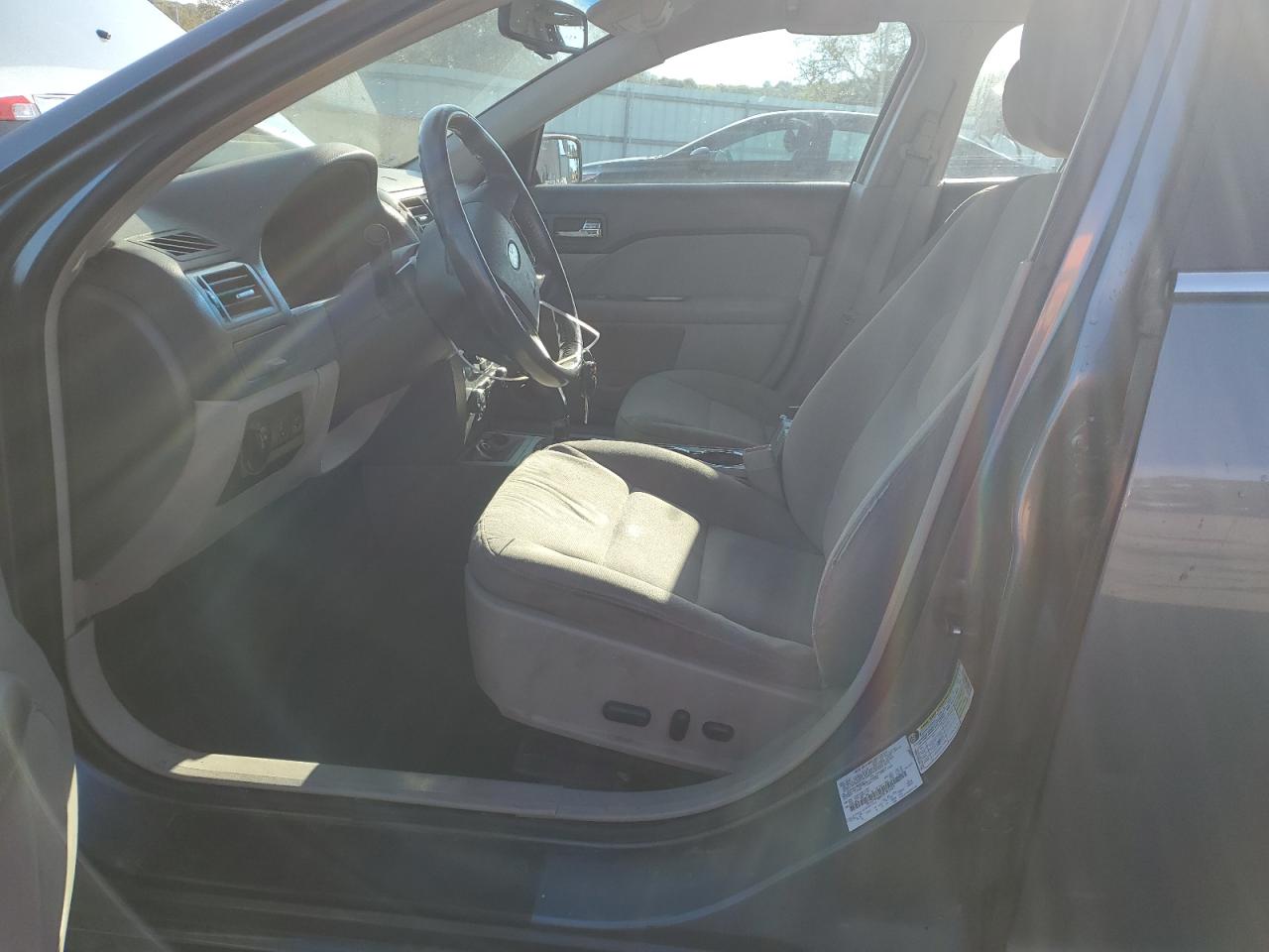 2011 Ford Fusion Hybrid VIN: 3FADP0L37BR282469 Lot: 75014374