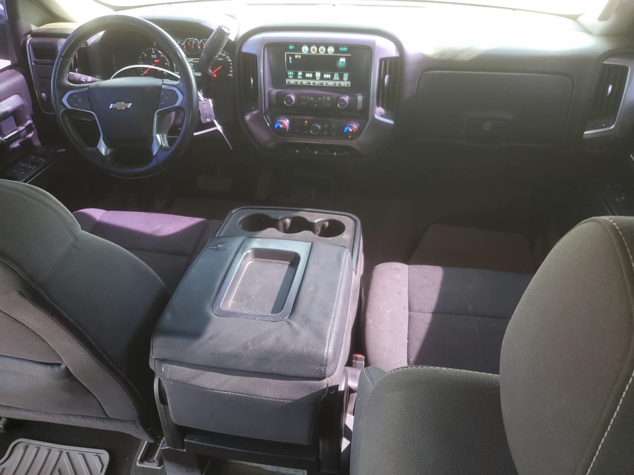 2016 Chevrolet Silverado - Image 8