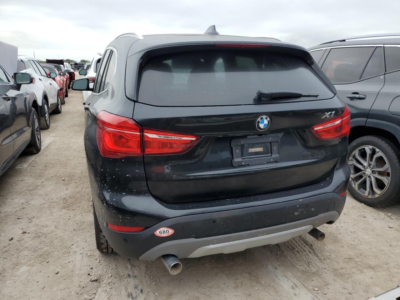 WBXHU7C39J5H43756 2018 BMW X1 Sdrive28I