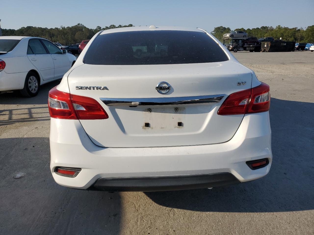 2019 Nissan Sentra - Image 6
