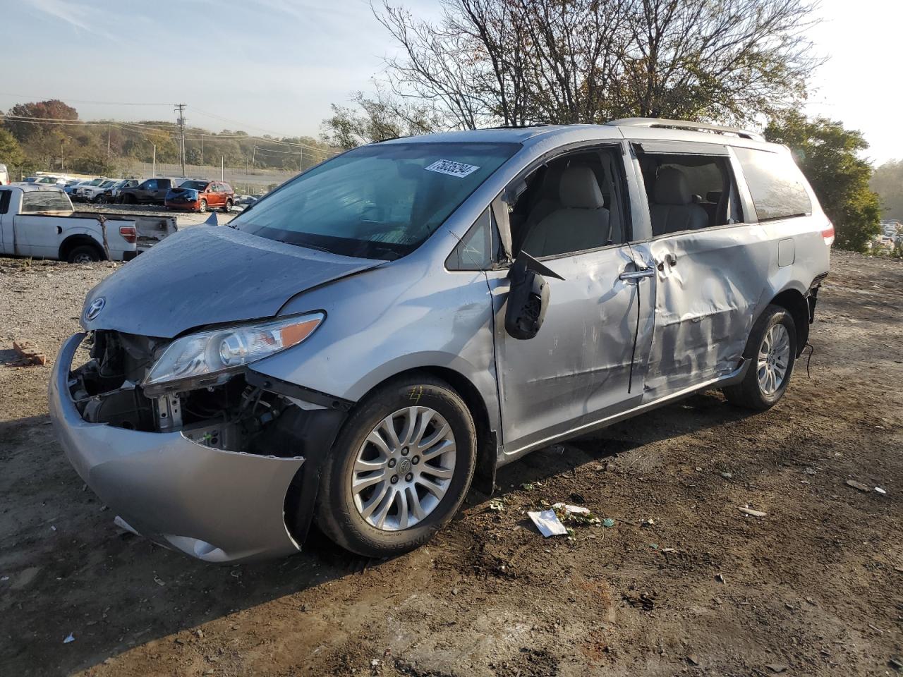 2012 Toyota Sienna - Image 1