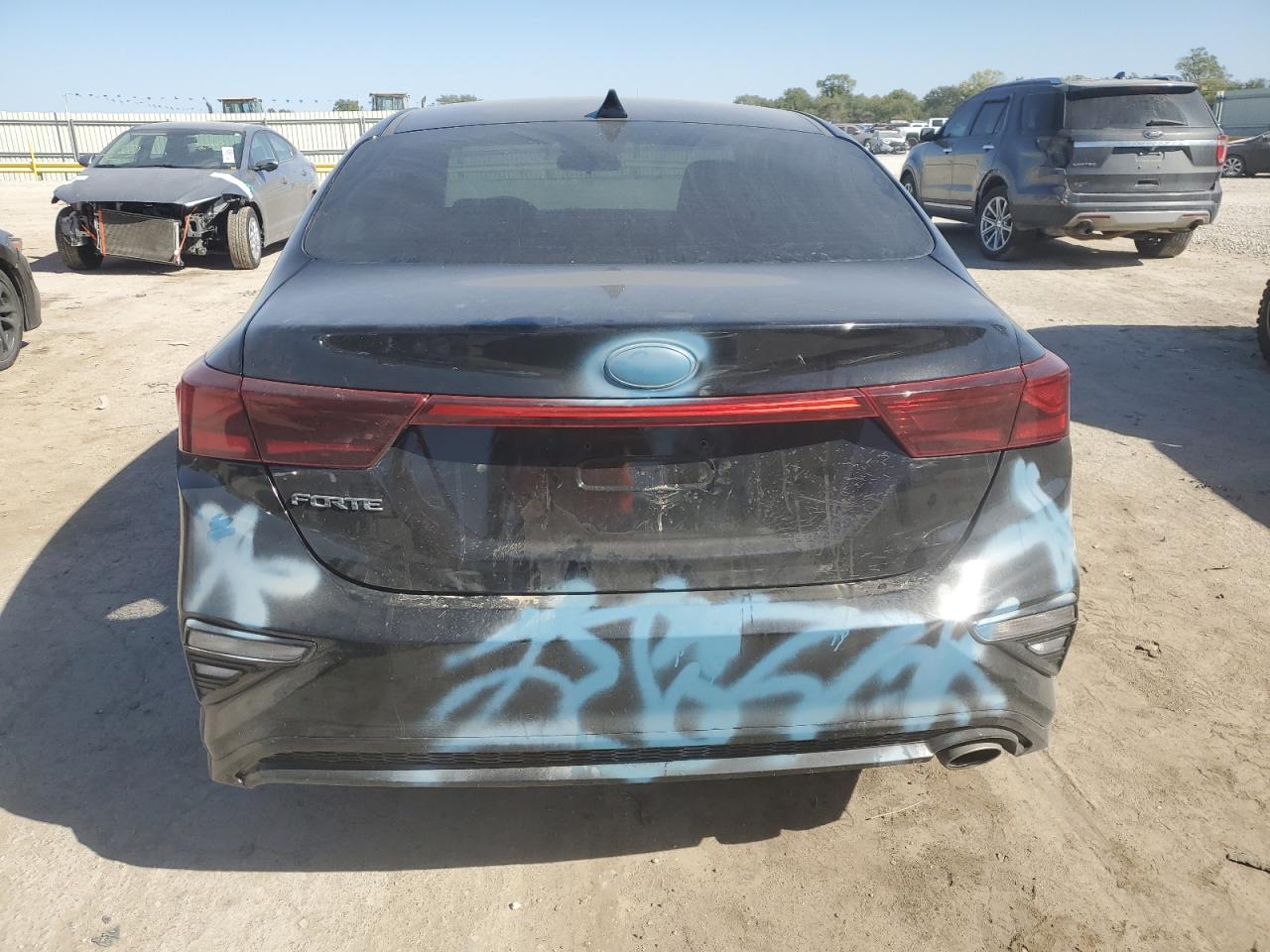 2020 Kia Forte Fe VIN: 3KPF24AD5LE260581 Lot: 76009124