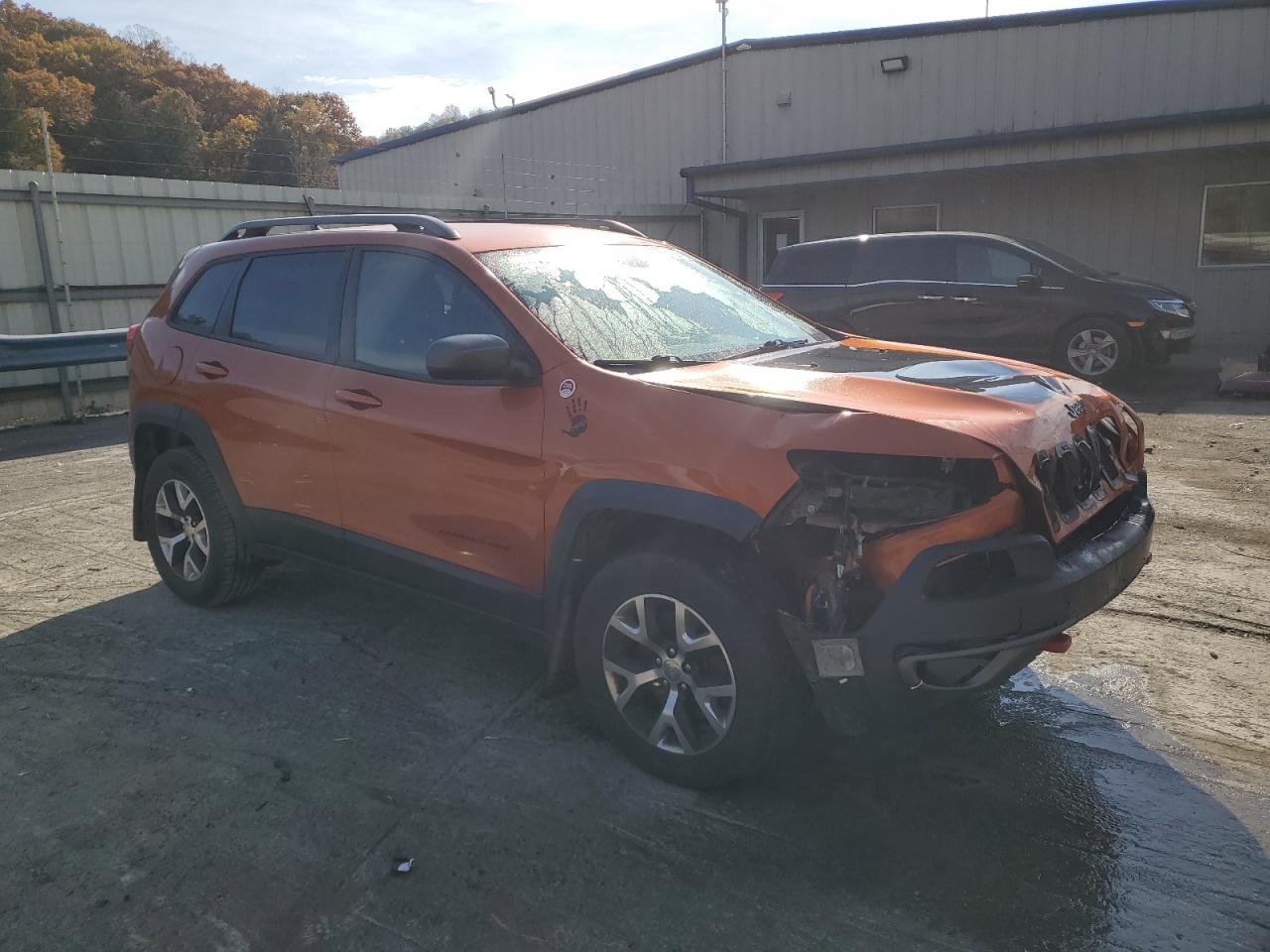 2015 Jeep Cherokee Trailhawk VIN: 1C4PJMBS4FW716990 Lot: 76813764