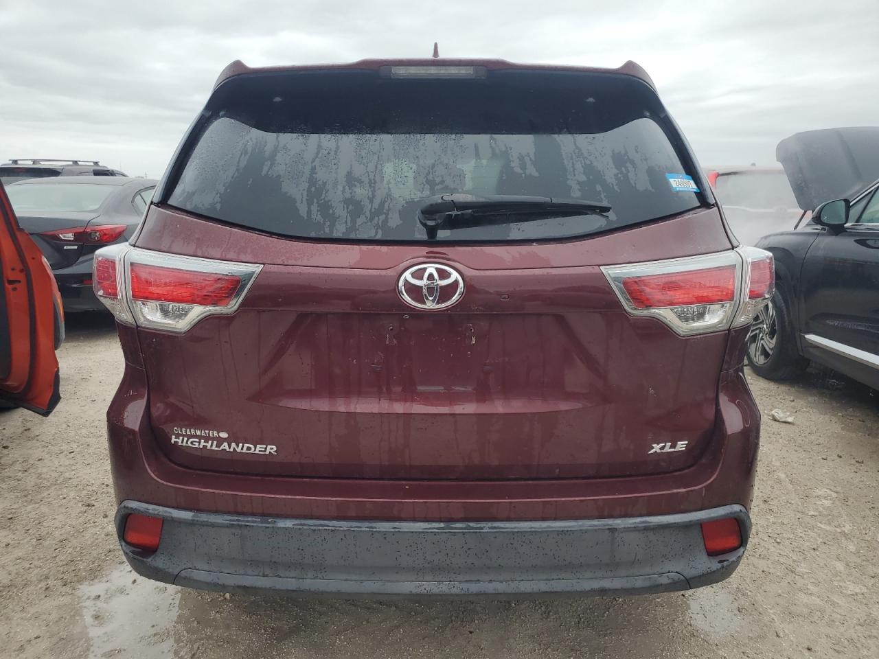 VIN 5TDKKRFH5GS139519 2016 TOYOTA HIGHLANDER no.6