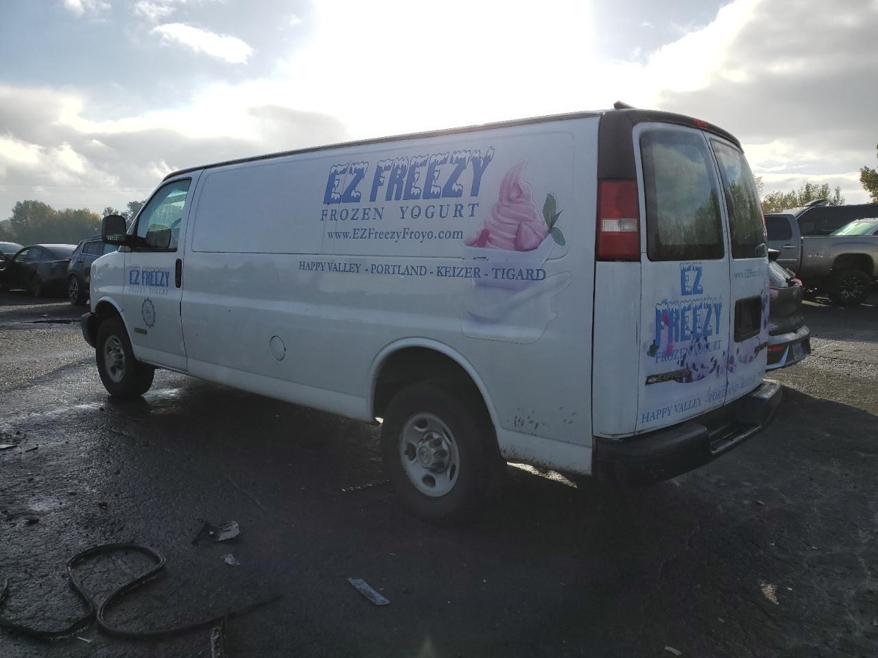 2006 Chevrolet Express - Image 2