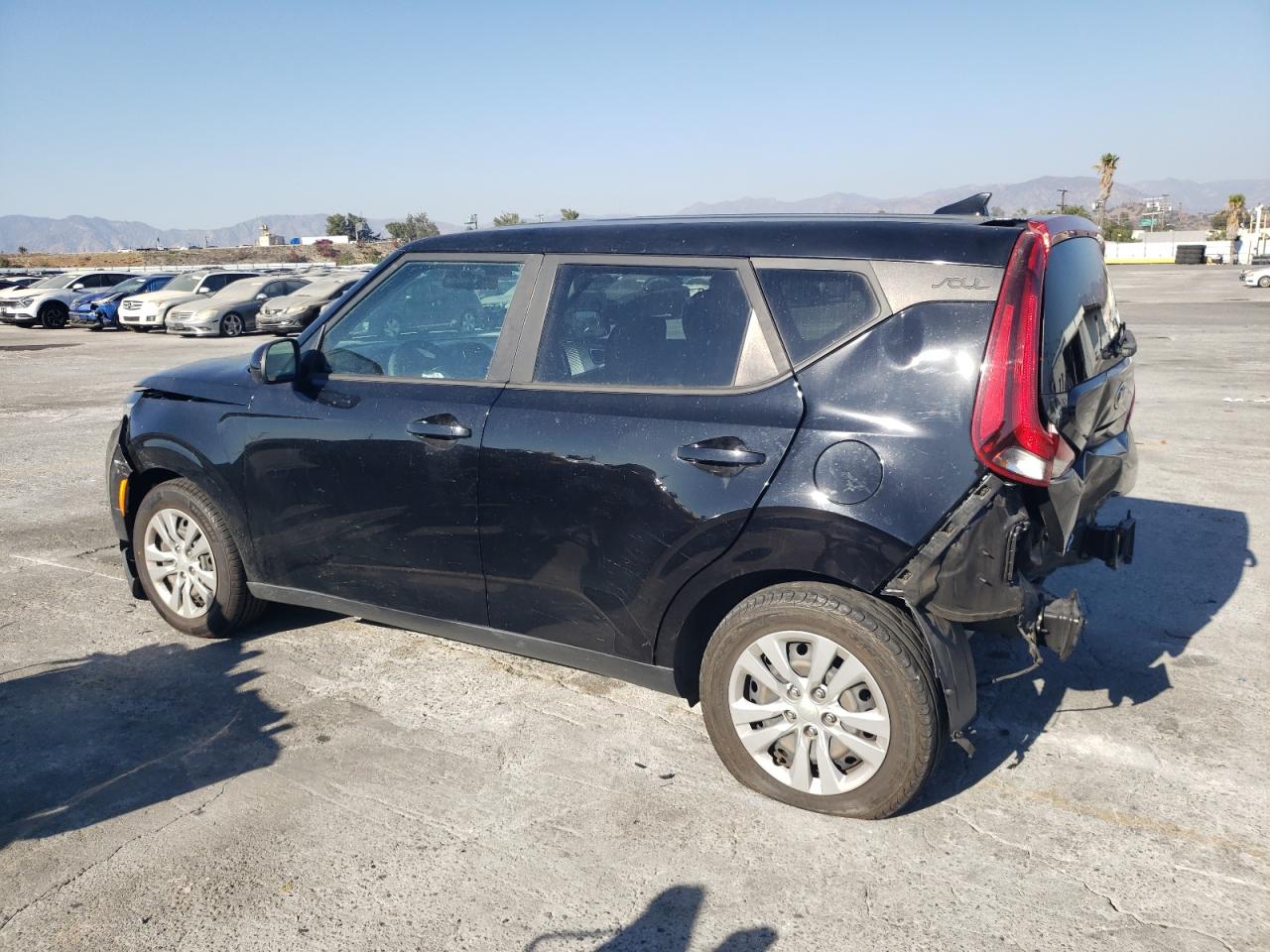 2020 Kia Soul - Image 2