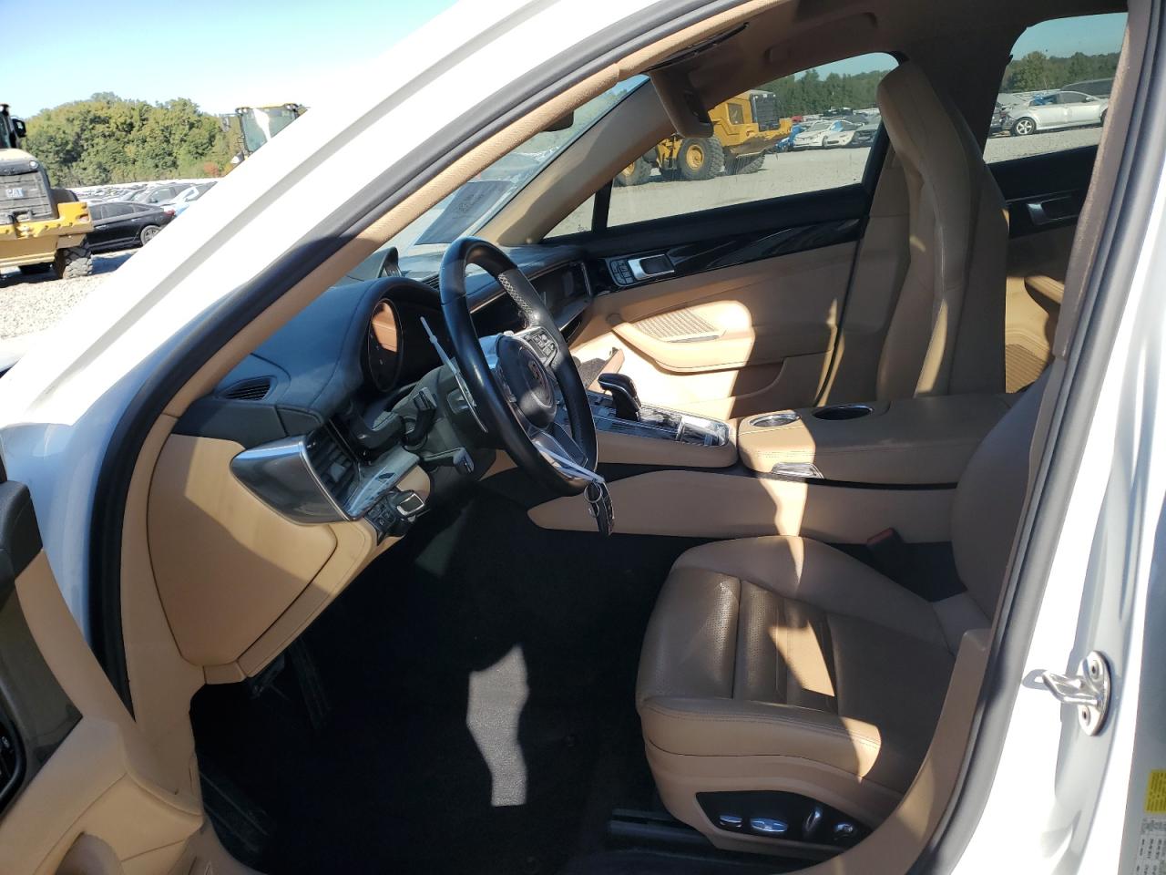 2018 Porsche Panamera - Image 7