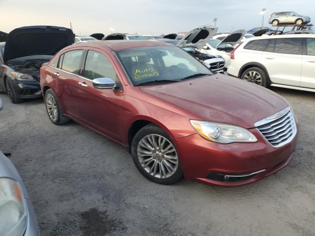 2012 Chrysler 200 - Image 4