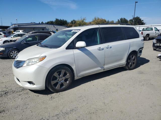 2012 Toyota Sienna Xle