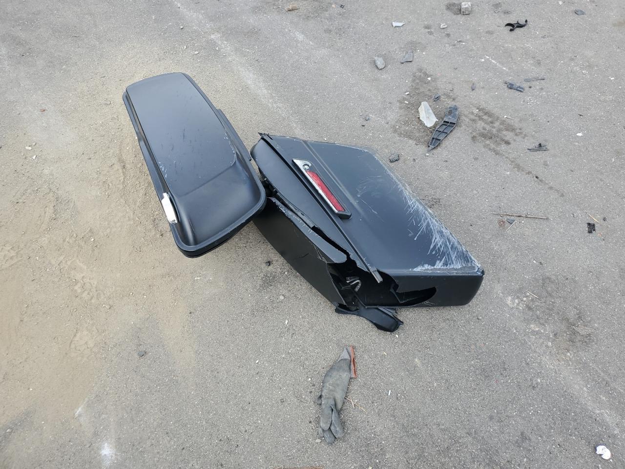 2017 Harley-Davidson Flhxs Street Glide Special VIN: 1HD1KRC18HB687427 Lot: 73383614