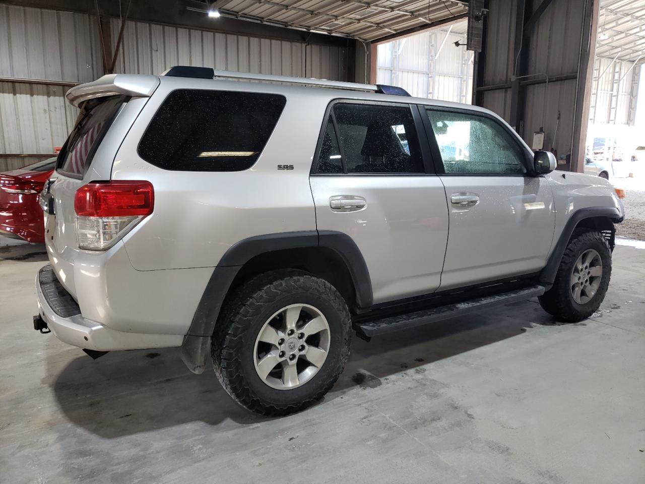 2010 Toyota 4Runner - Image 3
