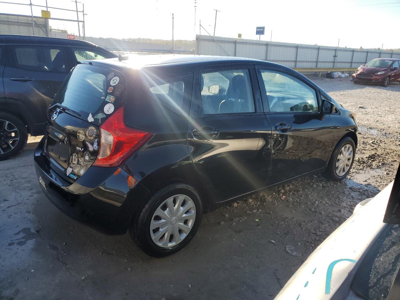 2016 Nissan Versa - Image 3