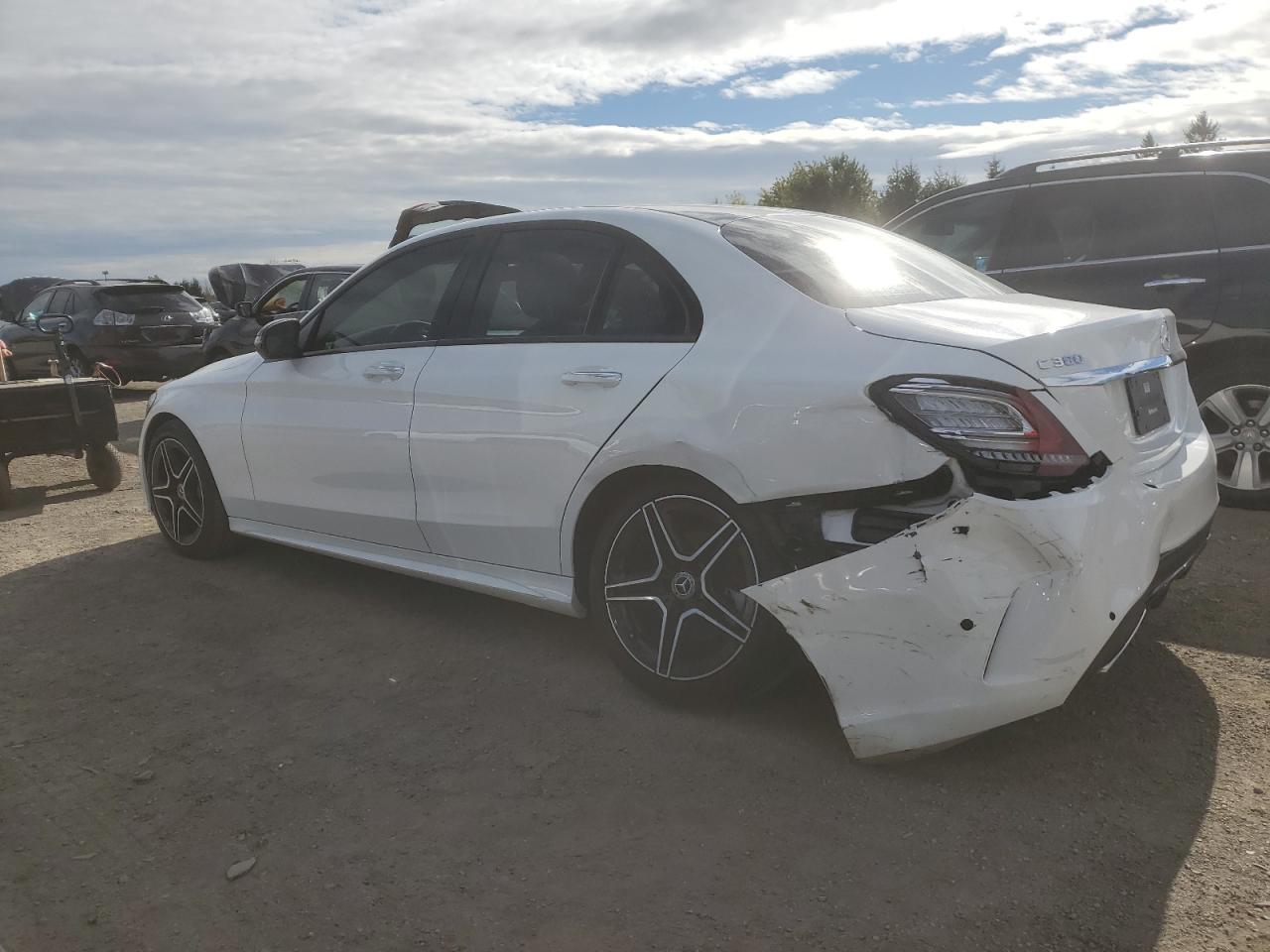 55SWF8EB7KU320131 2019 MERCEDES-BENZ C CLASS - Image 2