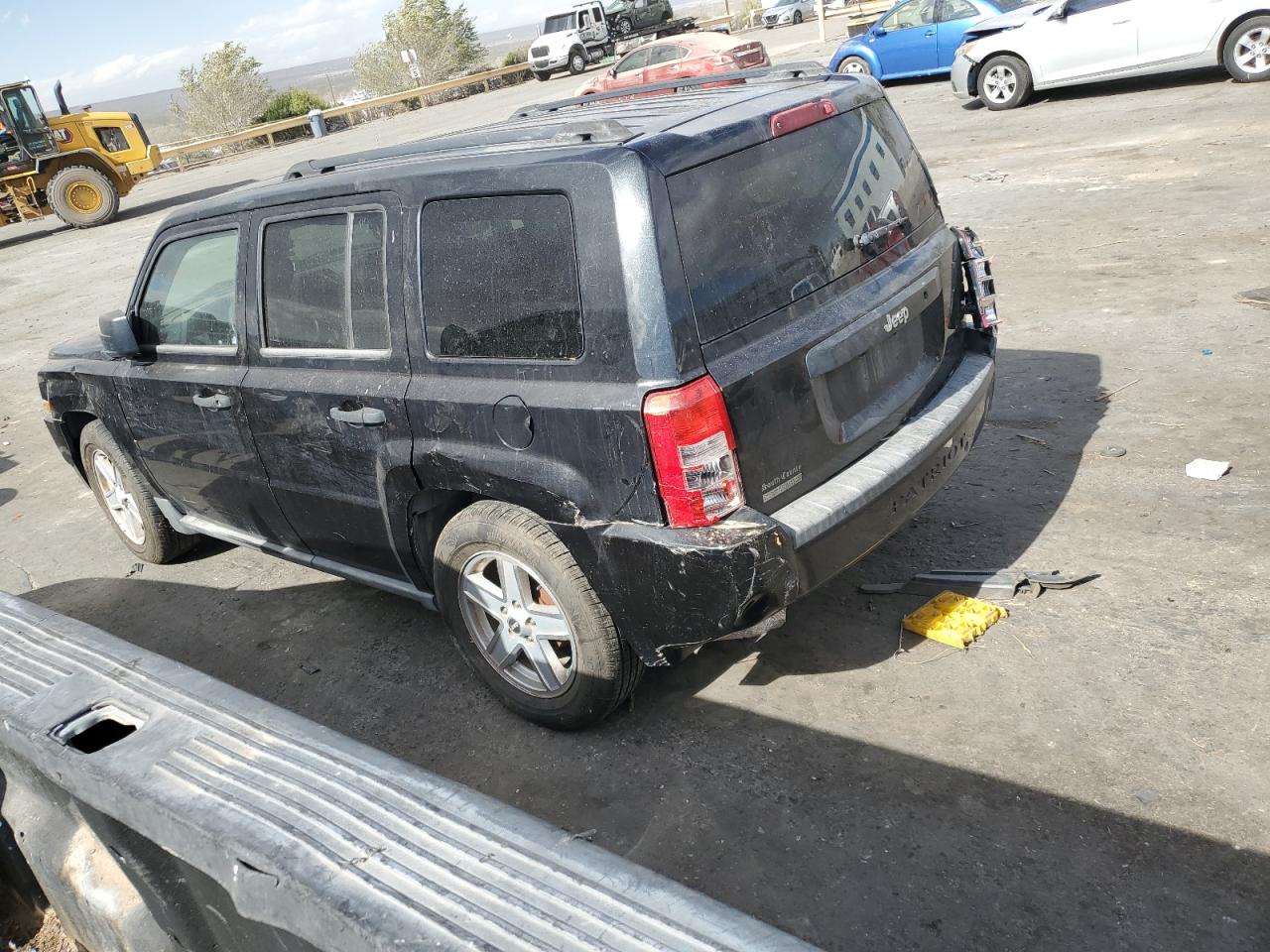 2010 Jeep Liberty (Patriot) - Image 2
