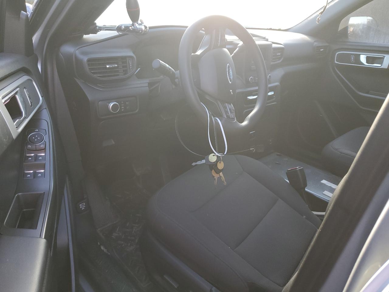 2022 Ford Explorer - Image 8