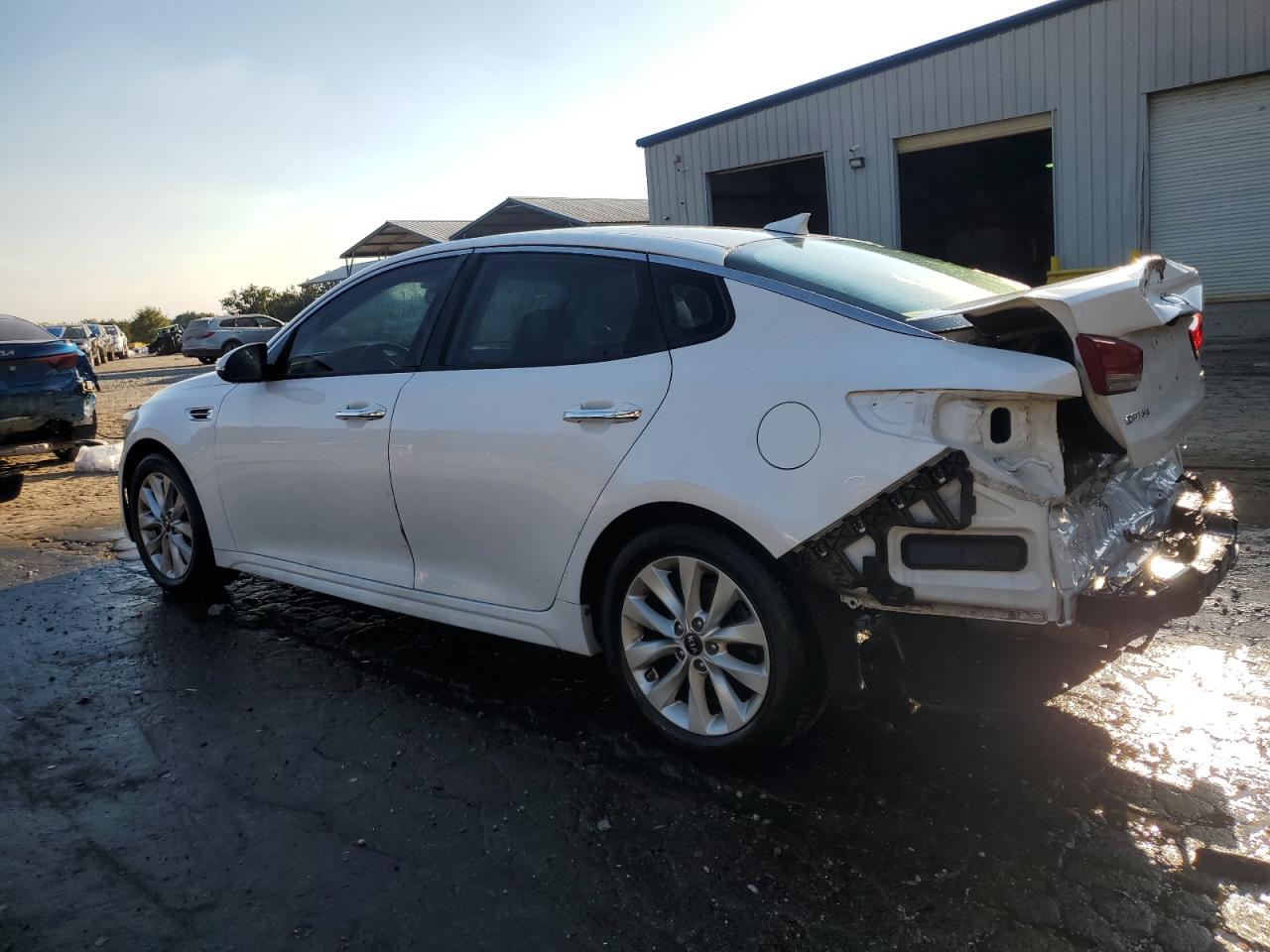2016 Kia Optima - Image 2