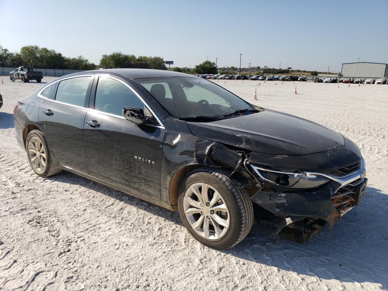 2020 Chevrolet Malibu - Image 4