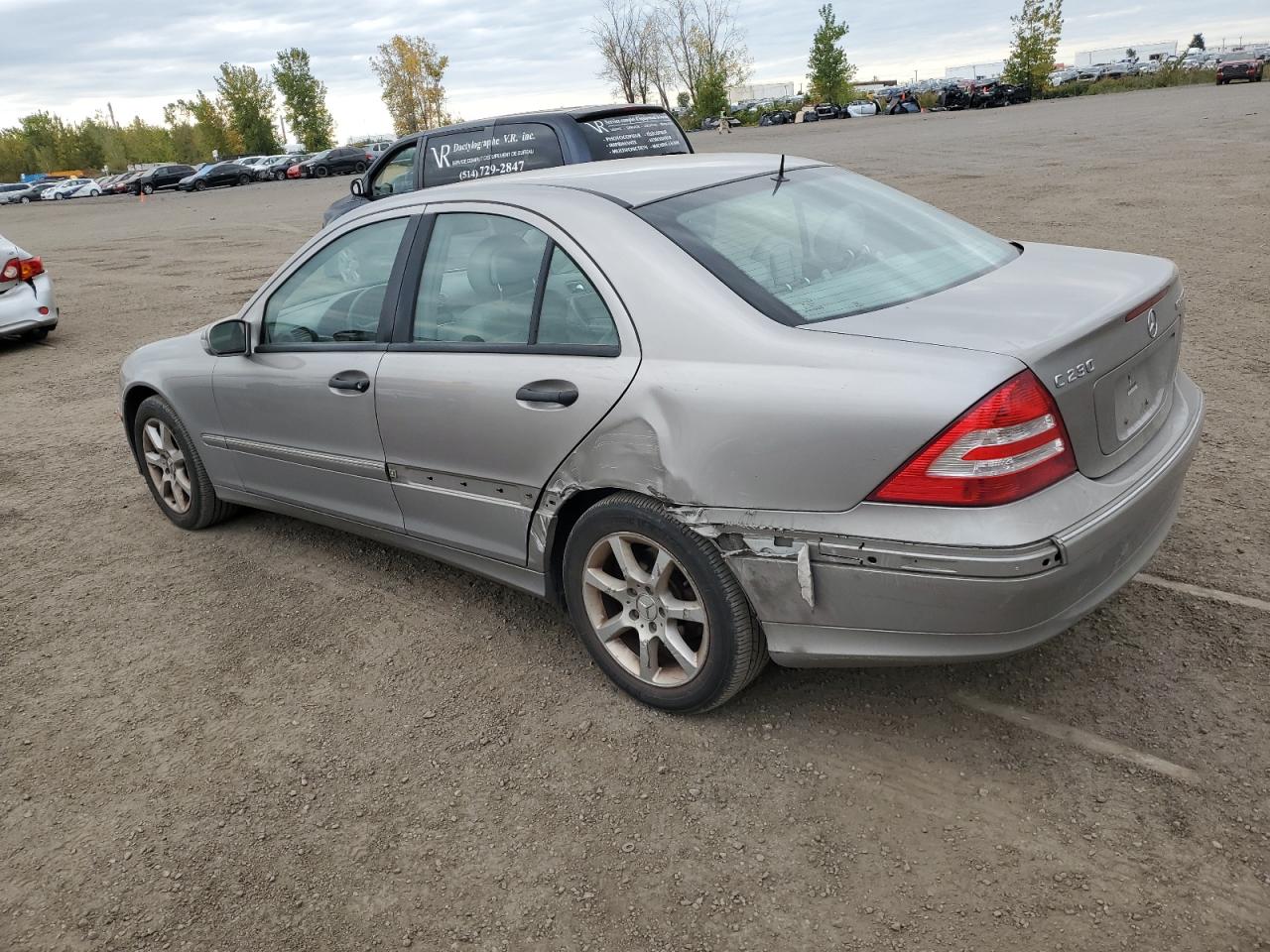 WDBRF40J45F679439 2005 Mercedes-Benz C 230K Sport Sedan