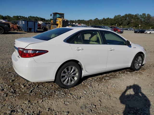  TOYOTA CAMRY 2015 Белы