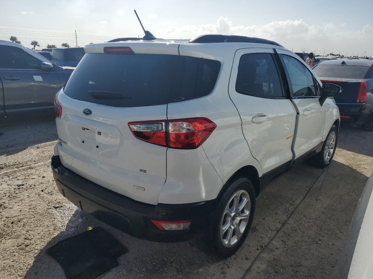 VIN MAJ3S2GE3KC261649 2019 FORD ECOSPORT no.3