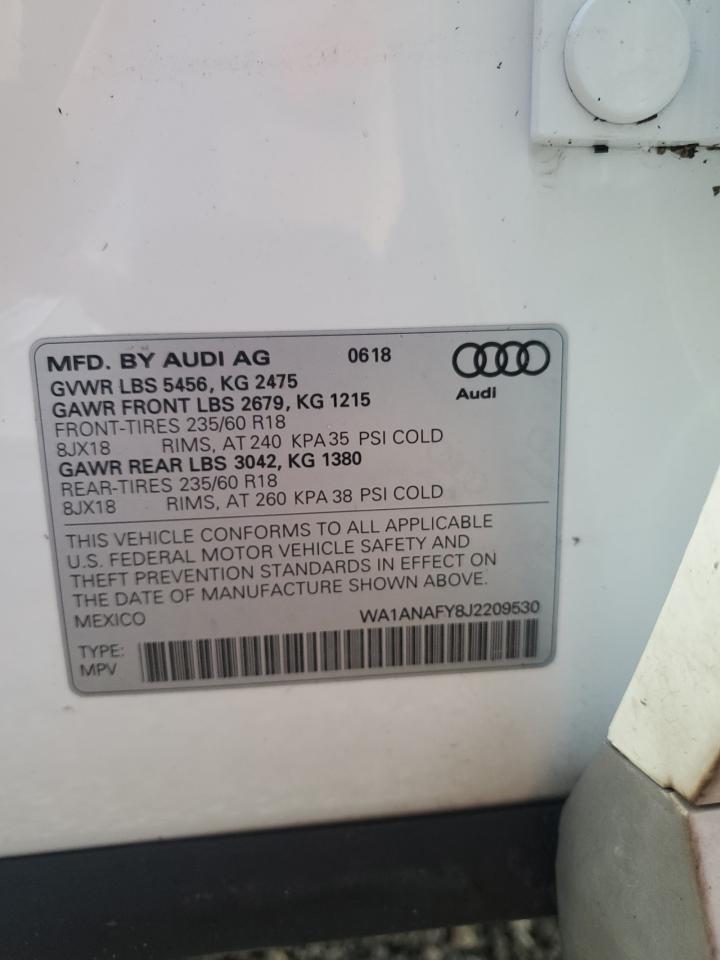 WA1ANAFY8J2209530 2018 Audi Q5 Premium