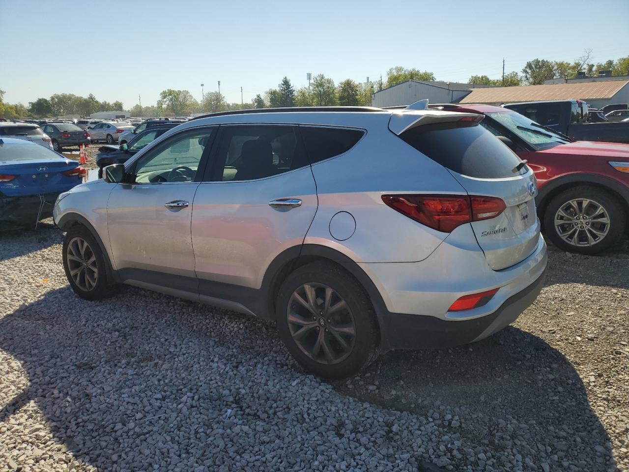 2018 Hyundai Santa Fe - Image 2