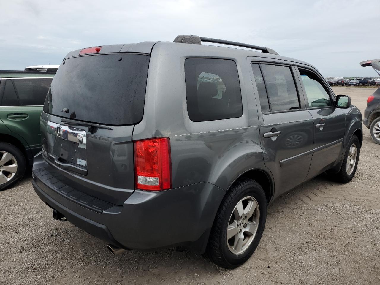 2010 Honda Pilot - Image 3